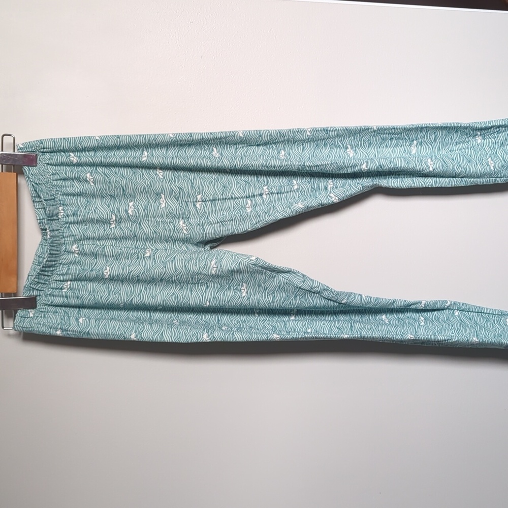 Sweetlegs leggings one size, teal origami boats print